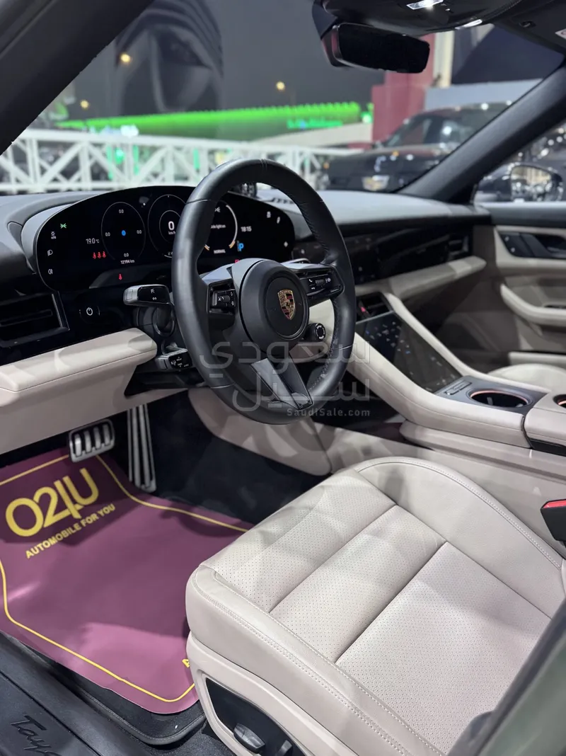 2023 بورش تايكان