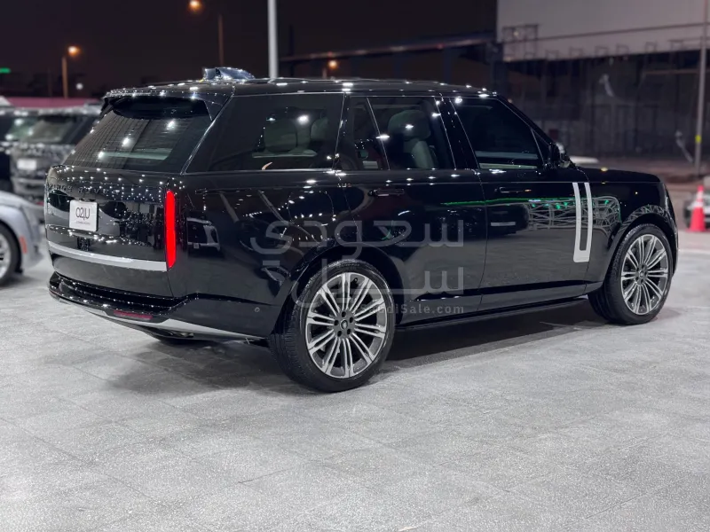2024 لاند روفر رينج روفر اوتوبيوغرافي
