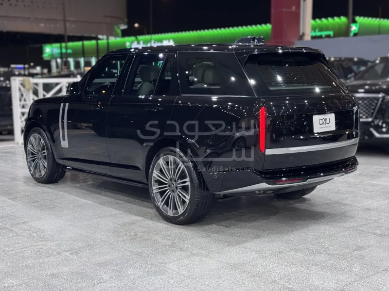 2024 لاند روفر رينج روفر اوتوبيوغرافي