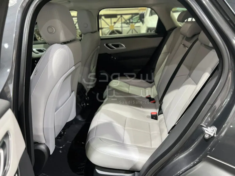 2025 لاند روفر رينج روفر فيلار فيلار