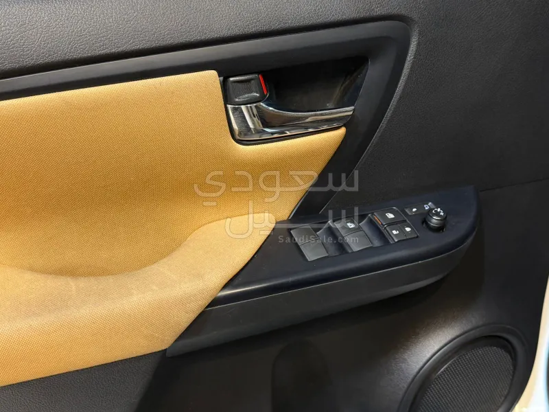 2024 تويوتا فورشنر جي اكس