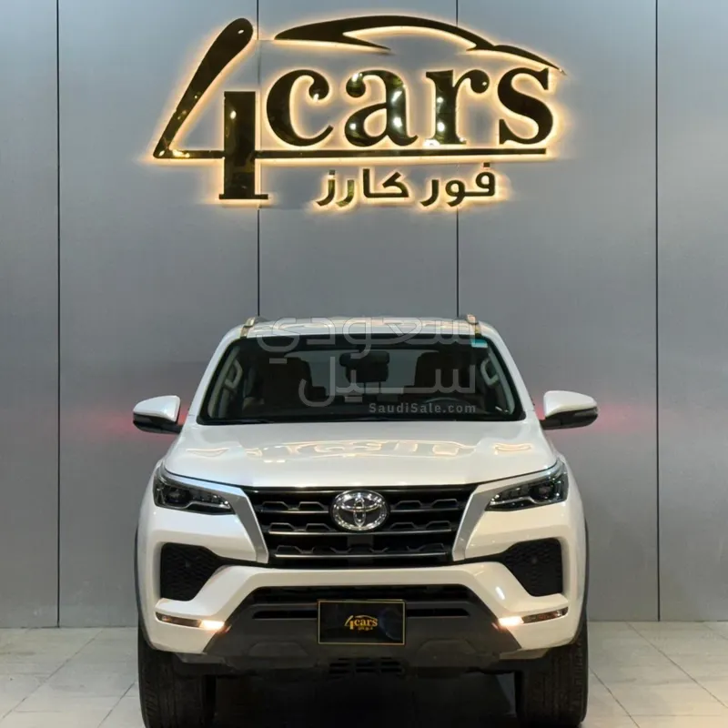 2024 تويوتا فورشنر جي اكس