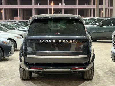 2024 لاند روفر رينج روفر اوتوبيوغرافي