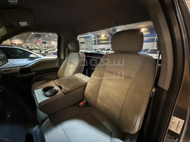 2019 فورد اف اف اكس 4