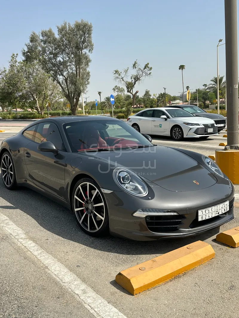 2012 بورش 911 كاريرا اس