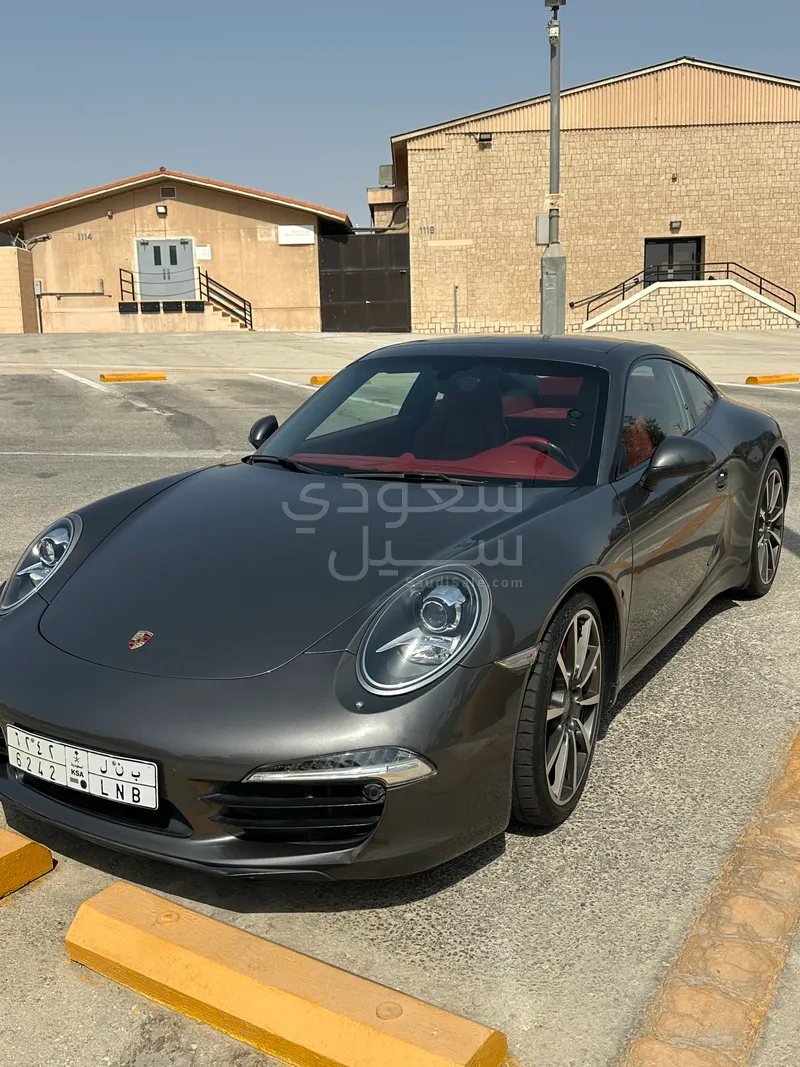 2012 بورش 911 كاريرا اس