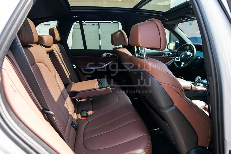 2022 بي ام دبليو الفئة اكس 5 إم كت