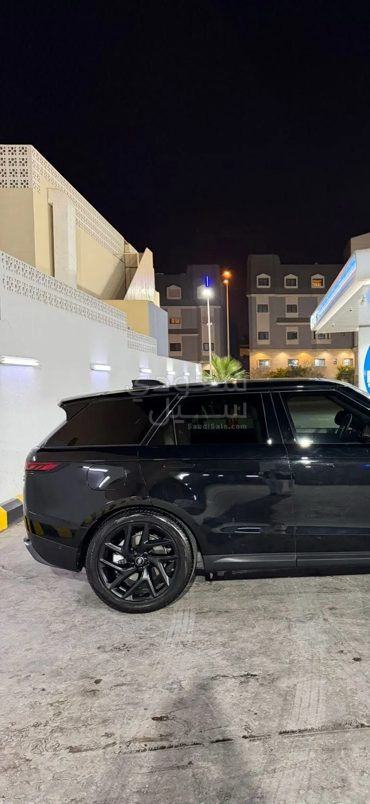 2023 لاند روفر رينج روفر سبورت اس اي