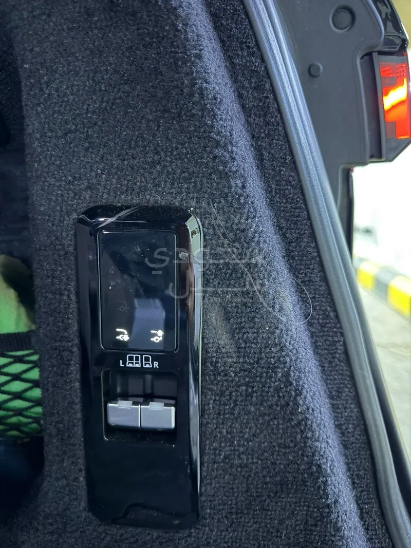 2023 لاند روفر رينج روفر سبورت اس اي