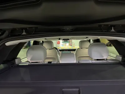 2023 لاند روفر رينج روفر سبورت اس اي