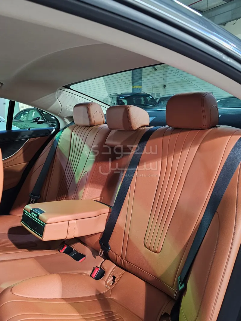 2022 مرسيدس - بنز سي إل إس 350