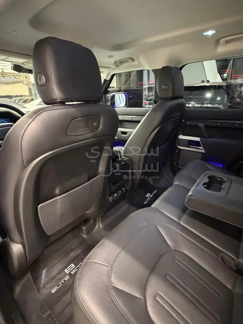 2022 لاند روفر ديفيندر اس