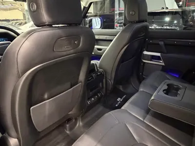 2022 لاند روفر ديفيندر اس