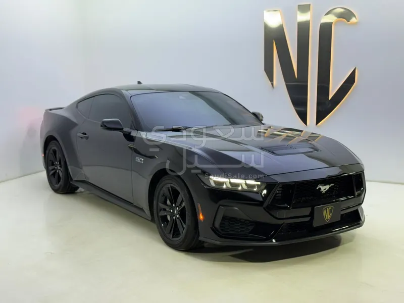 2024 فورد موستانغ جي تي