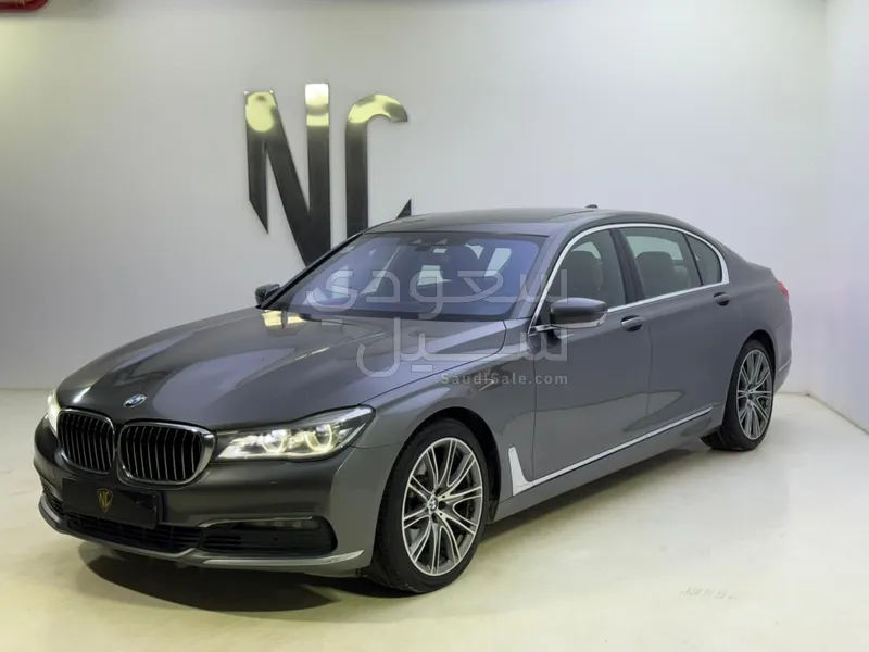 2017 بي ام دبليو الفئة السابعة 730 إل أي