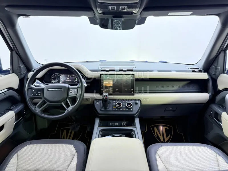 2023 لاند روفر ديفيندر اس اي