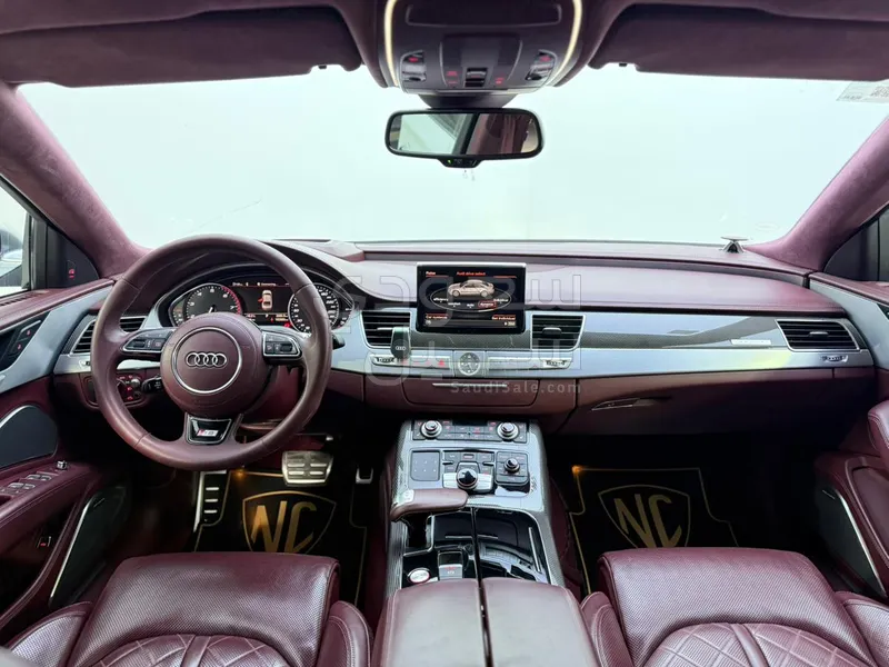 2016 اودي اس 8