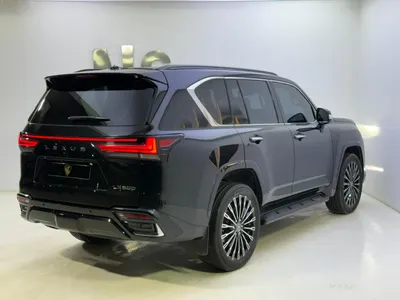 2022 لكزس إل إكس 600 في أي بي