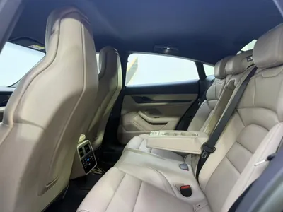 2023 بورش تايكان