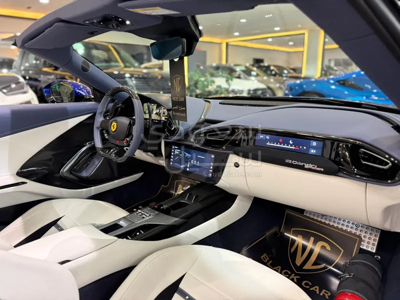 2025 فيراري 12 سيليندر