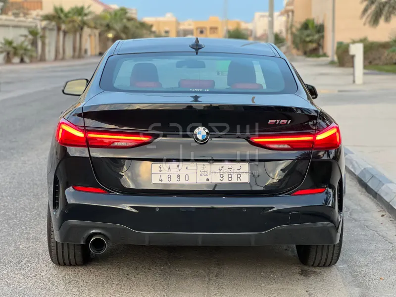 2022 بي ام دبليو الفئة الثانية 218 أي