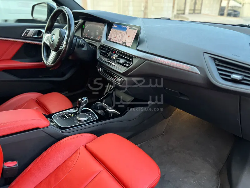 2022 بي ام دبليو الفئة الثانية 218 أي