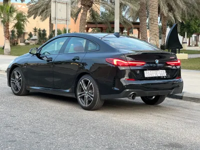 2022 بي ام دبليو الفئة الثانية 218 أي