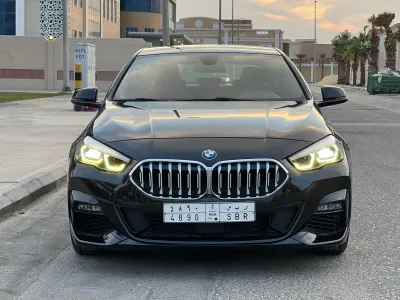 2022 بي ام دبليو الفئة الثانية 218 أي