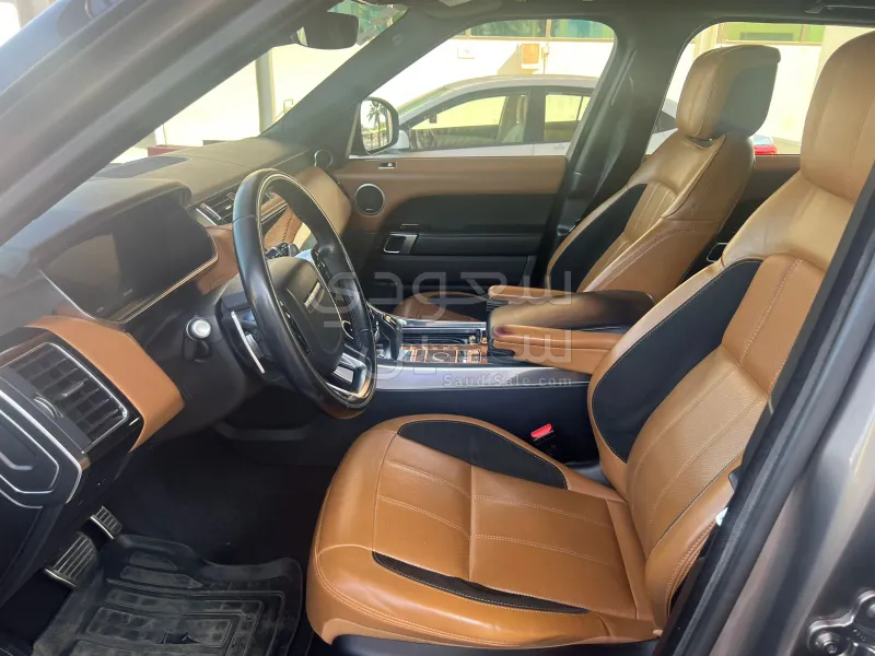 2018 Land Rover Range Rover HSE