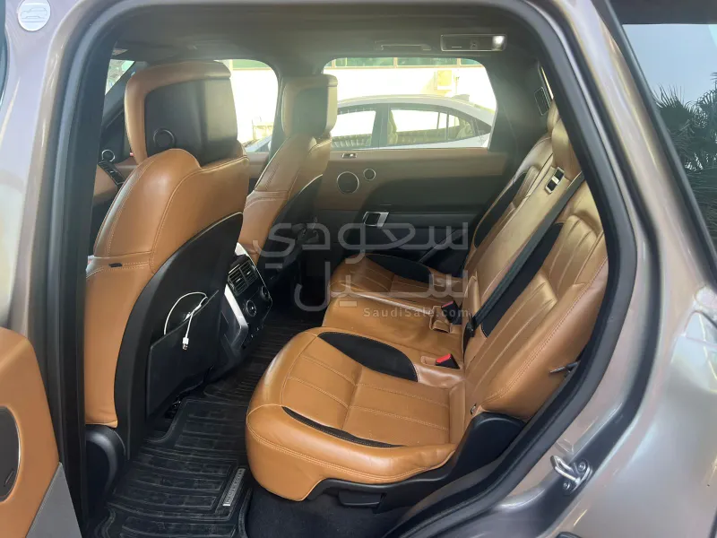 2018 Land Rover Range Rover HSE