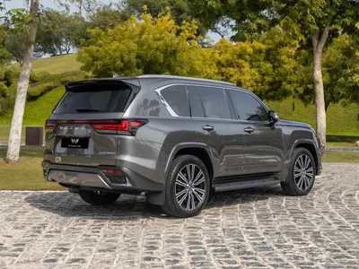 2024 لكزس إل إكس 600