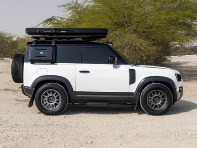 2024 لاند روفر ديفيندر 90