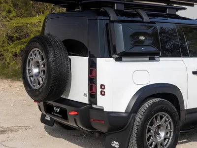 2024 لاند روفر ديفيندر 90