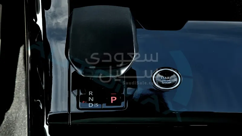 2025 لاند روفر رينج روفر سبورت اس اي