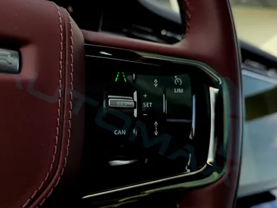 2025 لاند روفر رينج روفر سبورت اس اي