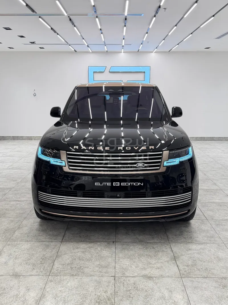 2023 لاند روفر رينج روفر اس في اوتوبيوغرافي