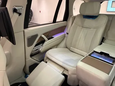 2023 لاند روفر رينج روفر اس في اوتوبيوغرافي