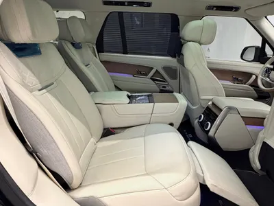 2023 لاند روفر رينج روفر اس في اوتوبيوغرافي