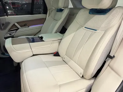 2023 لاند روفر رينج روفر اس في اوتوبيوغرافي