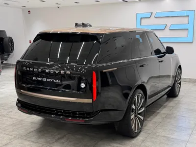 2023 لاند روفر رينج روفر اس في اوتوبيوغرافي