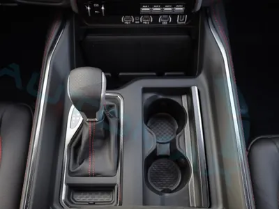 2025 دودج رام تي ار اكس