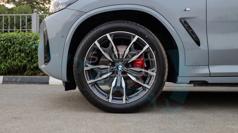 2025 بي ام دبليو الفئة اكس 4 ام كت