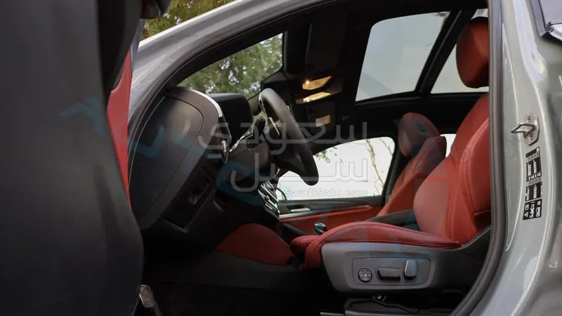 2025 بي ام دبليو الفئة اكس 4 ام كت