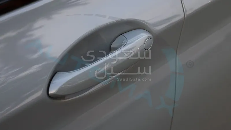 2025 بي ام دبليو الفئة اكس 4 ام كت