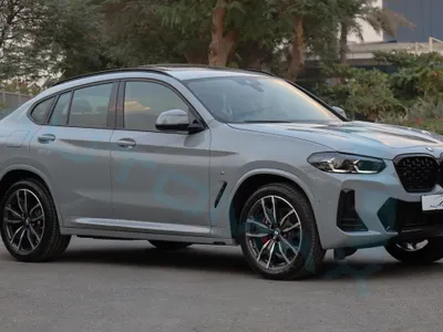 2025 بي ام دبليو الفئة اكس 4 ام كت