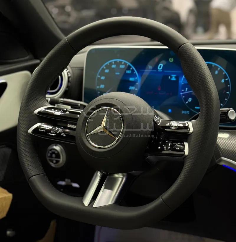 2025 مرسيدس - بنز سي 200