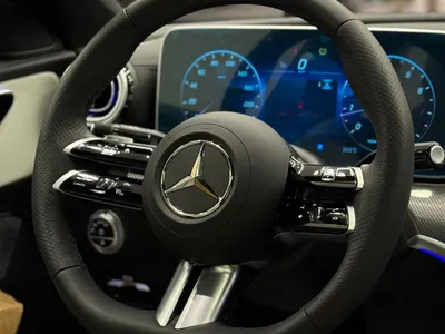 2025 مرسيدس - بنز سي 200