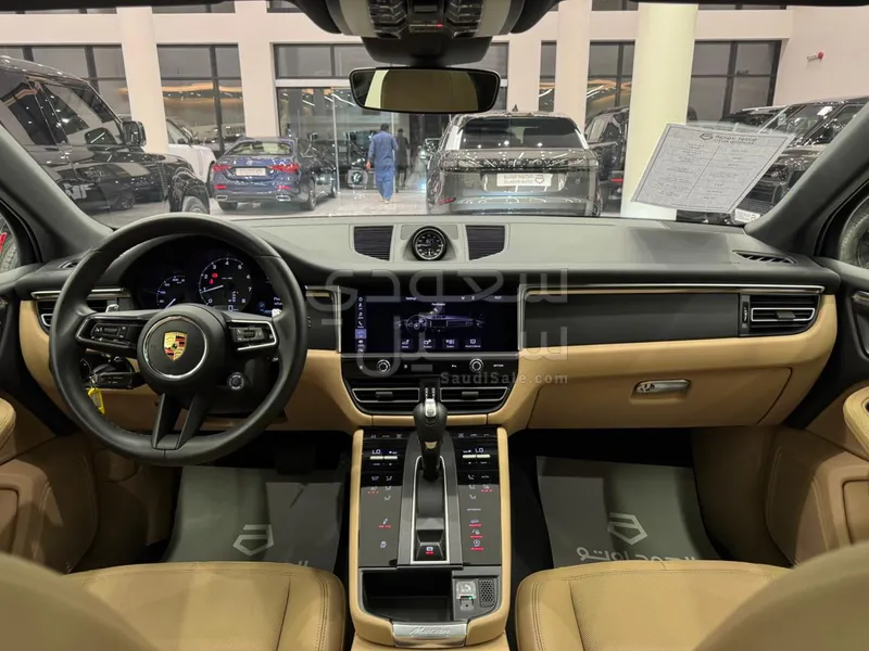 2024 بورش ماكان تي