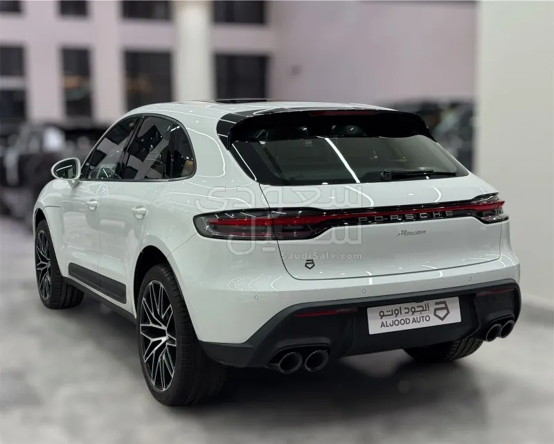 2024 بورش ماكان تي