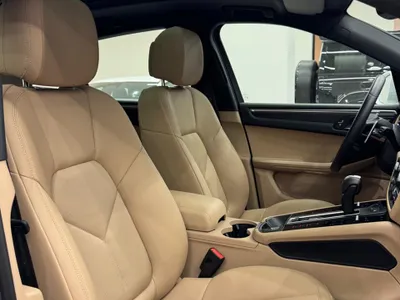 2024 بورش ماكان تي